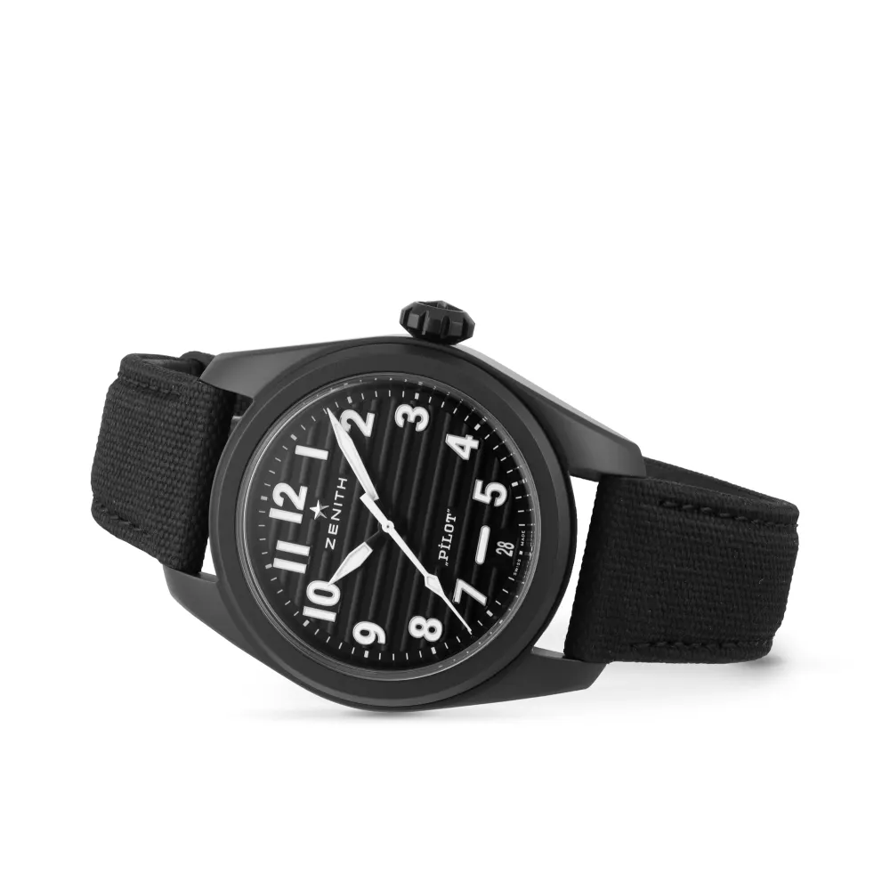 Zenith Pilot Automatic 40mm Mens Watch detail 3