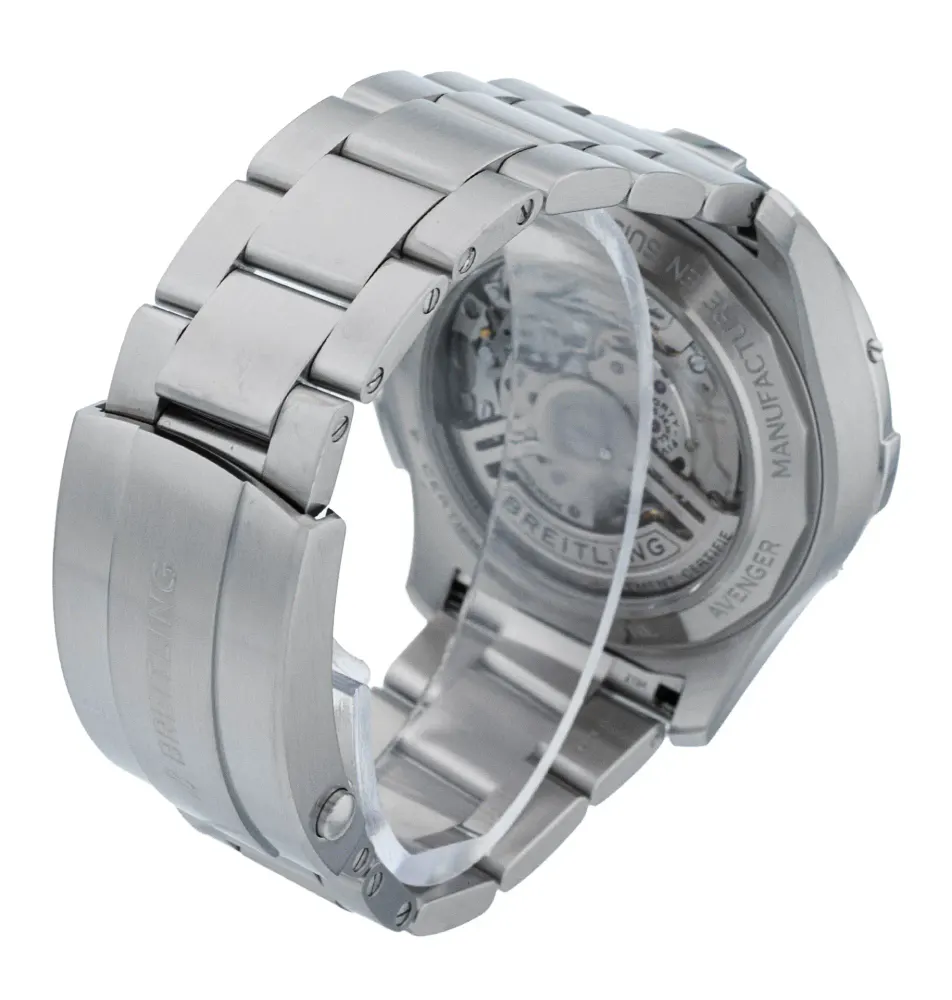 Breitling Avenger B01 Chronograph AB0146 — 2025 — Excellent detail 3