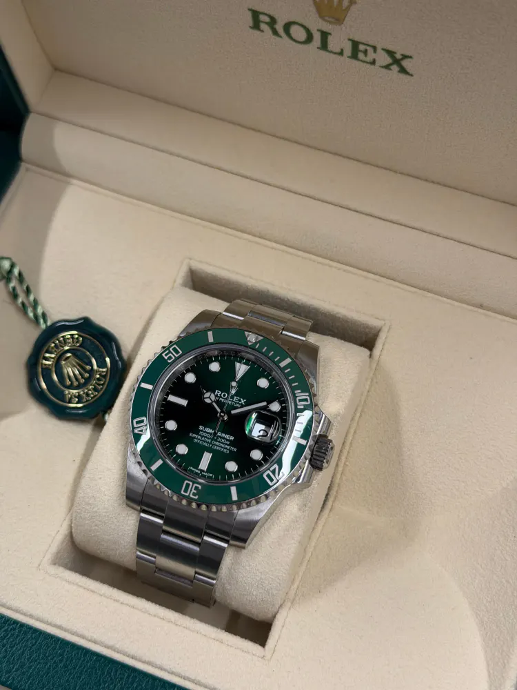 Rolex Submariner 116610 LV — 2012 — Good detail 2