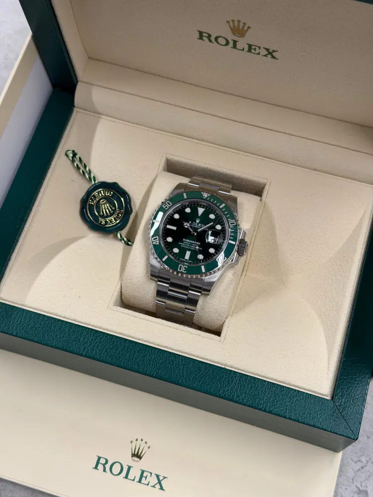 Rolex Submariner 116610 LV — 2012 — Good detail 3