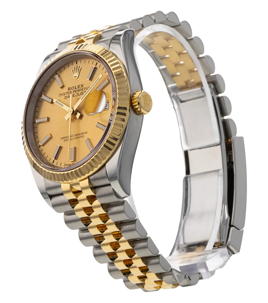 Rolex Datejust 126233 — 2020 — Very good detail 2