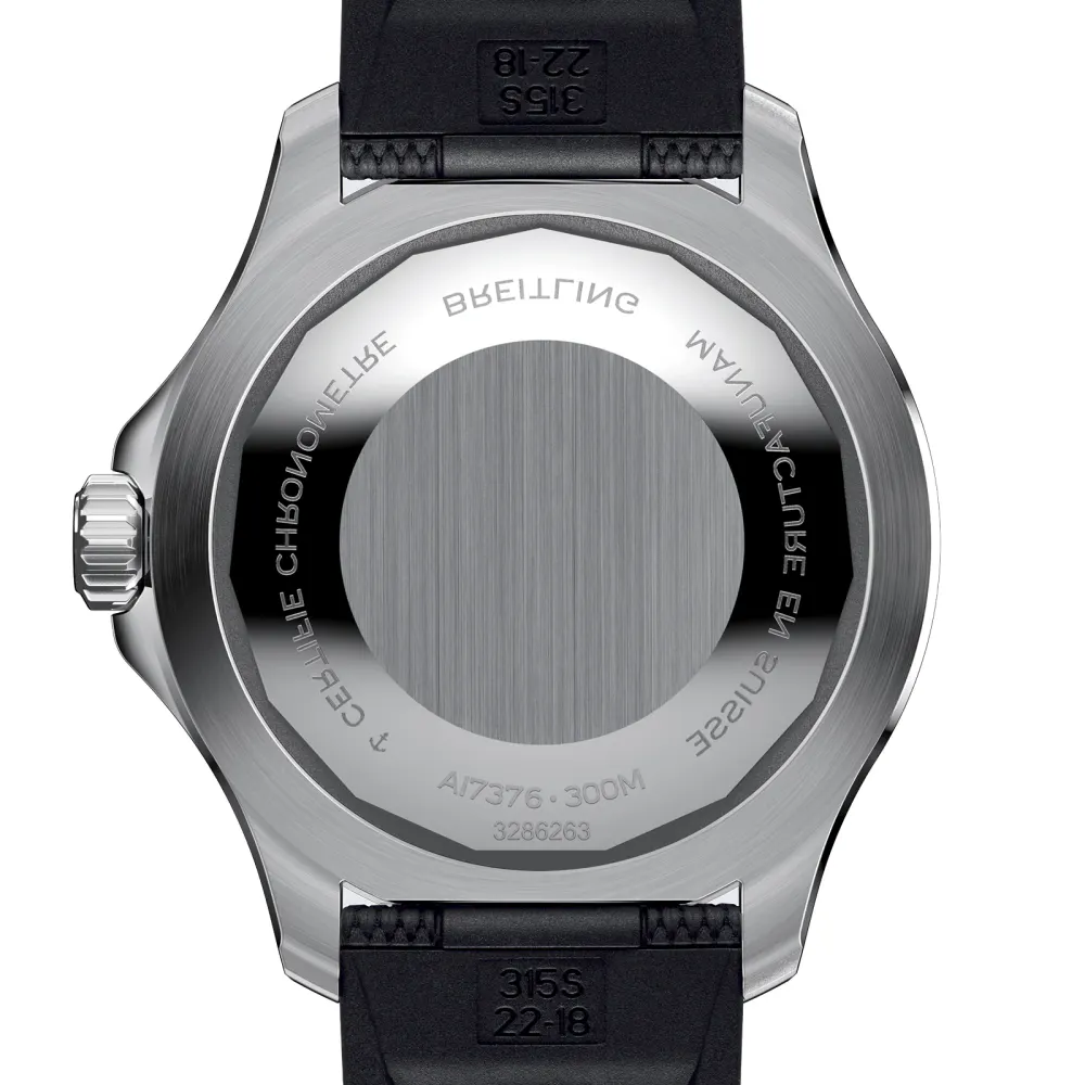 Breitling Superocean Automatic 44 Stainless Steel Rubber Strap Watch detail 2