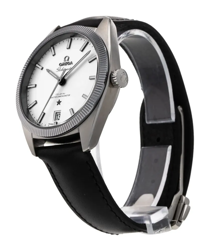 Omega Constellation Globemaster 130.33.39.21.02.001 — 2017 — Very good detail 2