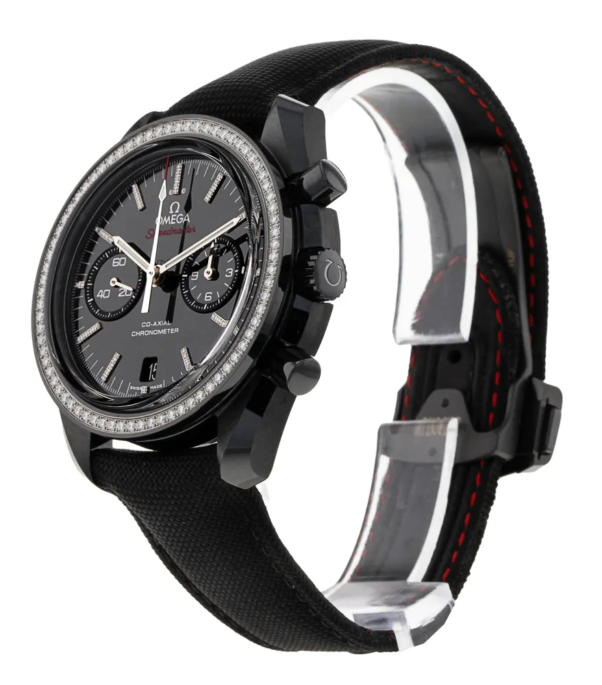 Omega Speedmaster Dark Side of the Moon 311.98.44.51.51.001 — 2022 — Excellent detail 2