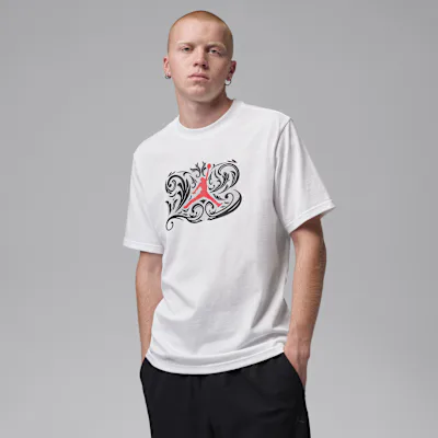 Jordan Sport Men's Dri-FIT Graphic T-Shirt - White/University Red