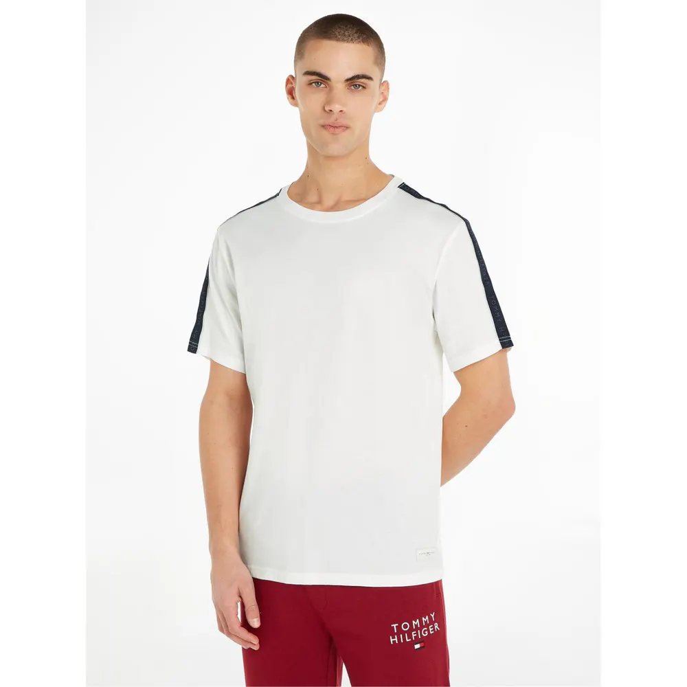 Tommy Hilfiger Short Sleeve T Logo detail 2