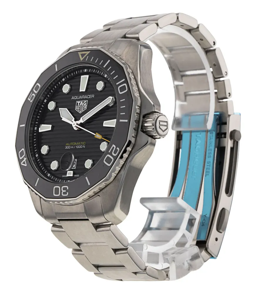 Tag Heuer Aquaracer WBP201A.BA0632 — 2021 — Very good detail 2