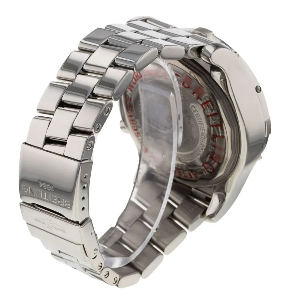 Breitling Super Avenger A13370 — 2010 — Very good detail 3