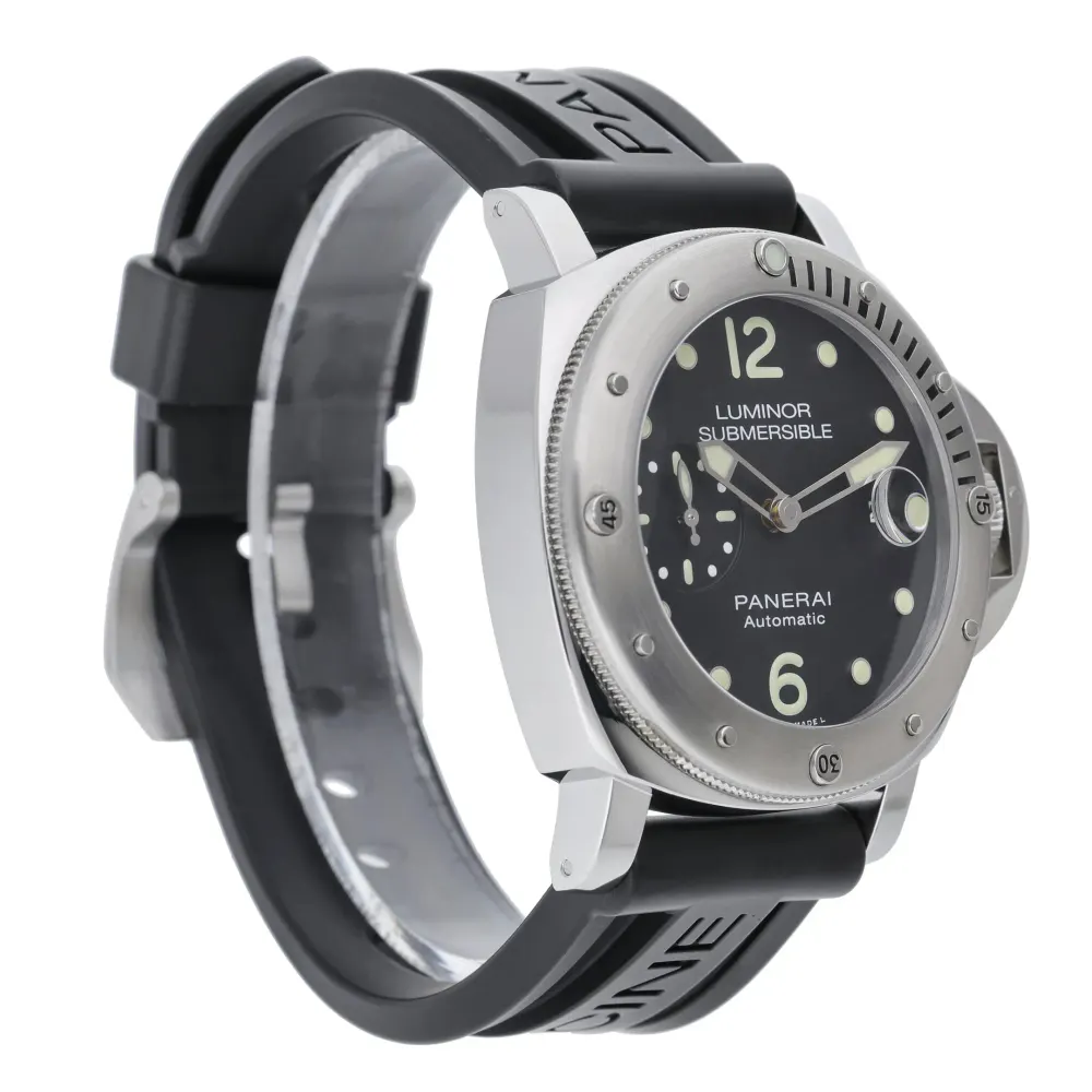 Panerai Luminor Submersible PAM01024 — 2018 — Excellent in Black, additional product view 2