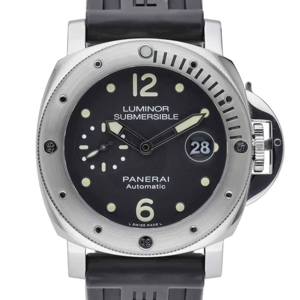 Panerai Luminor Submersible PAM01024 — 2018 — Excellent in Black – Pre-owned watches