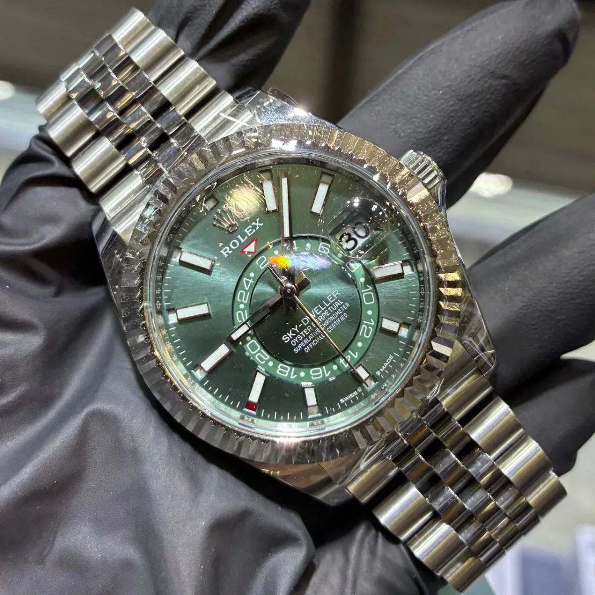 ANKUR - For Him WATCHES 2026 Rolex Sky-Dweller 42mm | Oystersteel | Mint Green Dial – Watch
