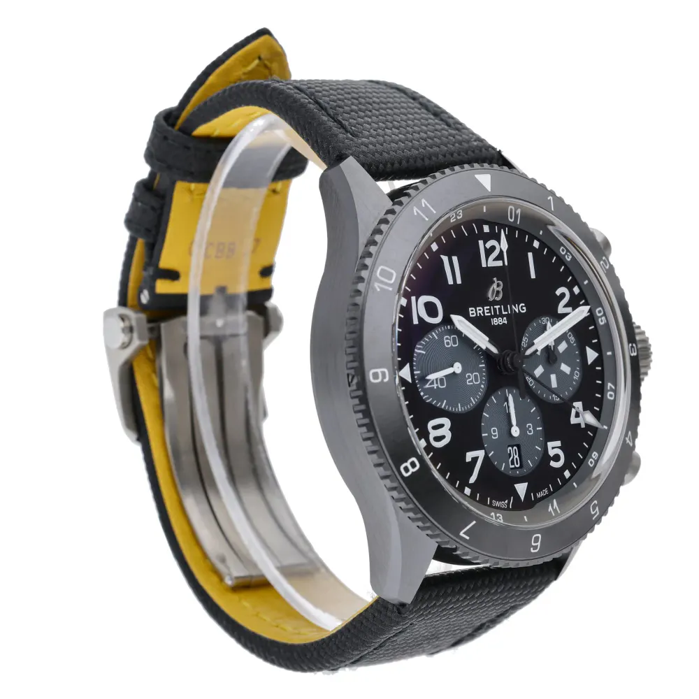 Breitling Super AVI SB0445 — 2023 — Excellent detail 2
