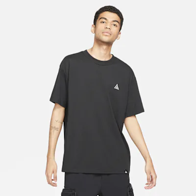 Nike ACG Short-Sleeve T-Shirt - Black