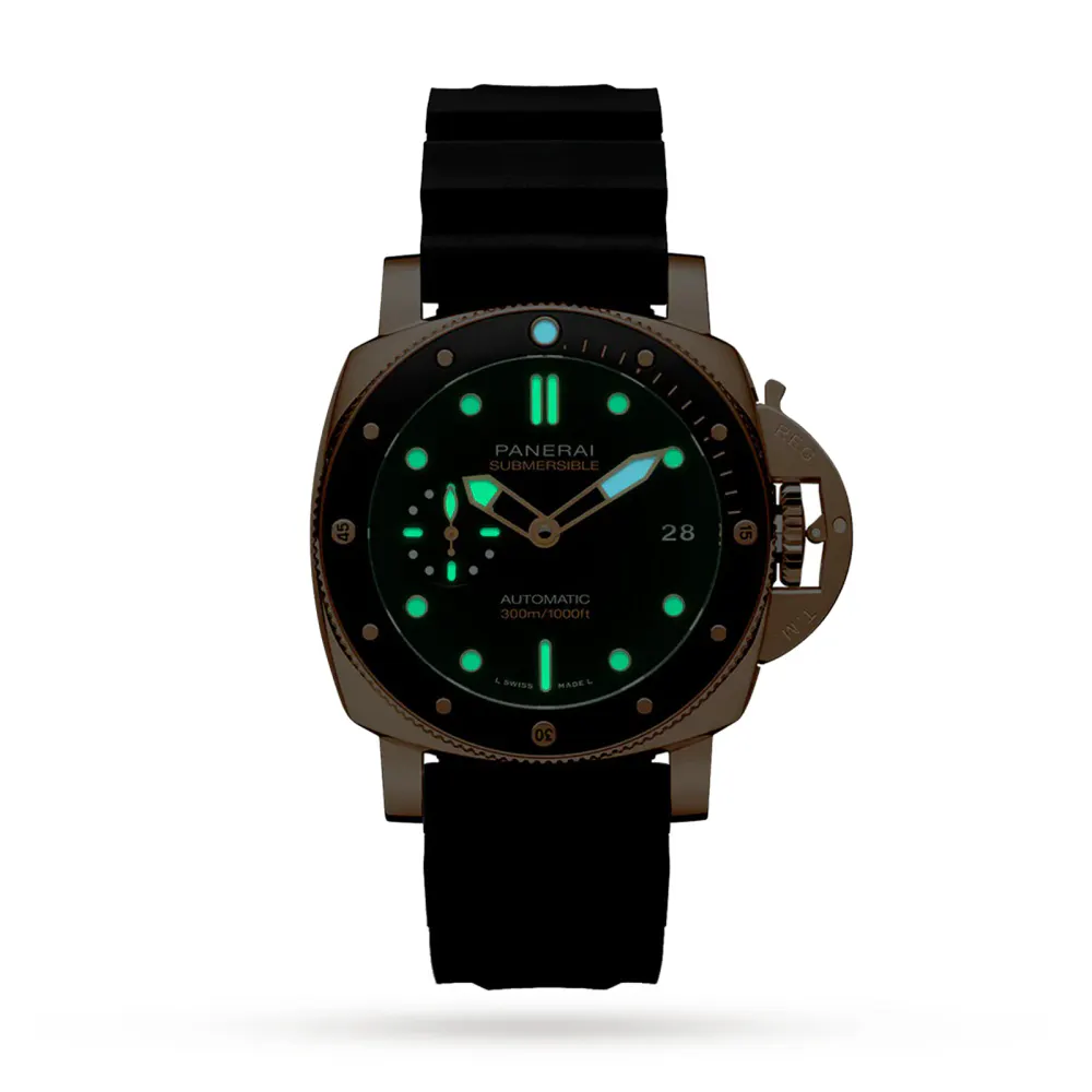 Panerai Submersible Goldtech 42mm Mens Watch detail 3