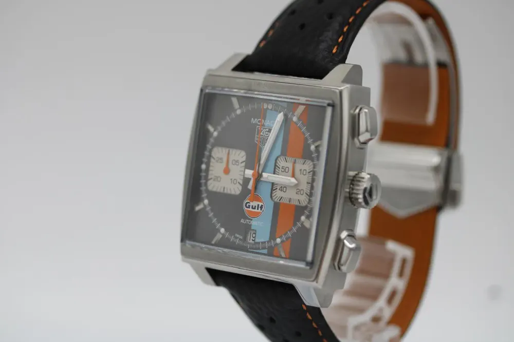 Tag Heuer Monaco CAW2113.FC6250 — 2010 — Very good detail 2