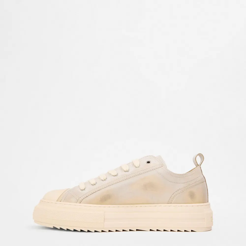 DSquared2 Men's DSQ Leather Berlin Low-Top Trainers detail 2