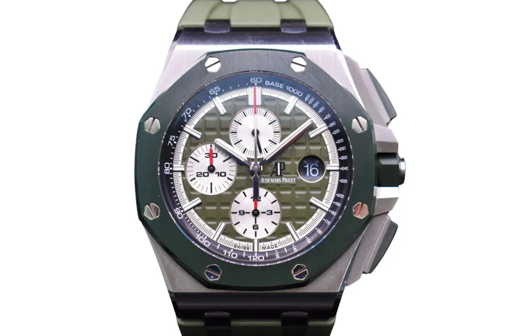 Audemars Piguet Royal Oak Offshore 26400SO.OO.A055CA.01 — 2019 — Excellent in Green Baton – Pre-owned watches
