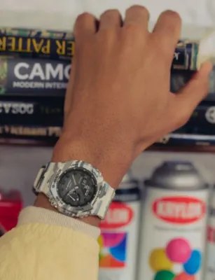 G-SHOCK 2100 Series Camouflage Origami Pattern Watch in Taupe/green, additional product view 2