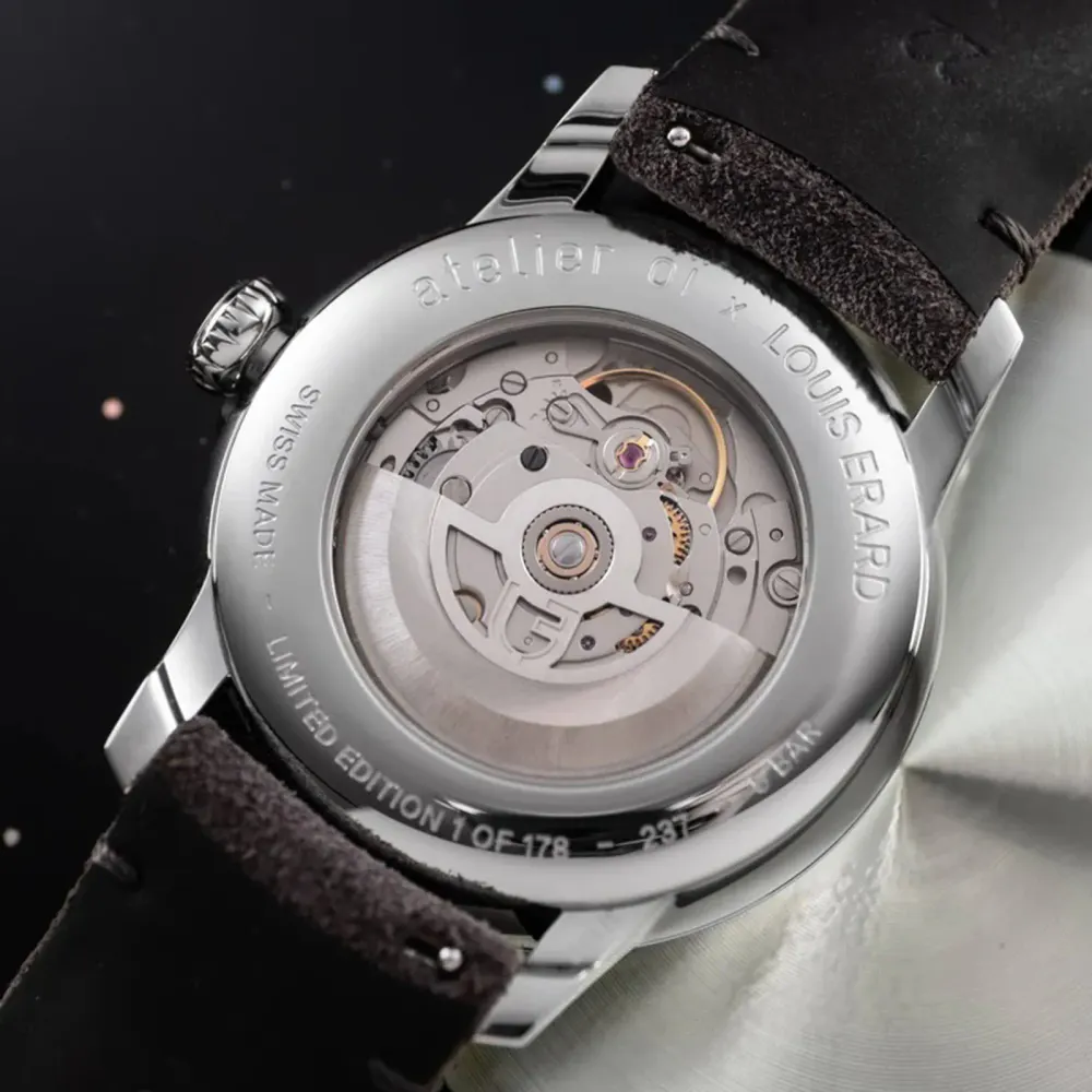 Louis Erard Le Régulateur x Atelier Oï Limited Edition 42mm Unisex Watch Grey in Grey, additional product view 3