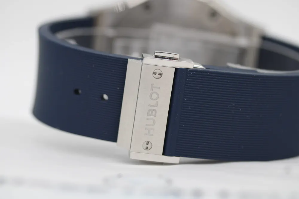 Hublot Classic Fusion 511.NX.7170.RX — 2025 — Good in Blue Baton, additional product view 3