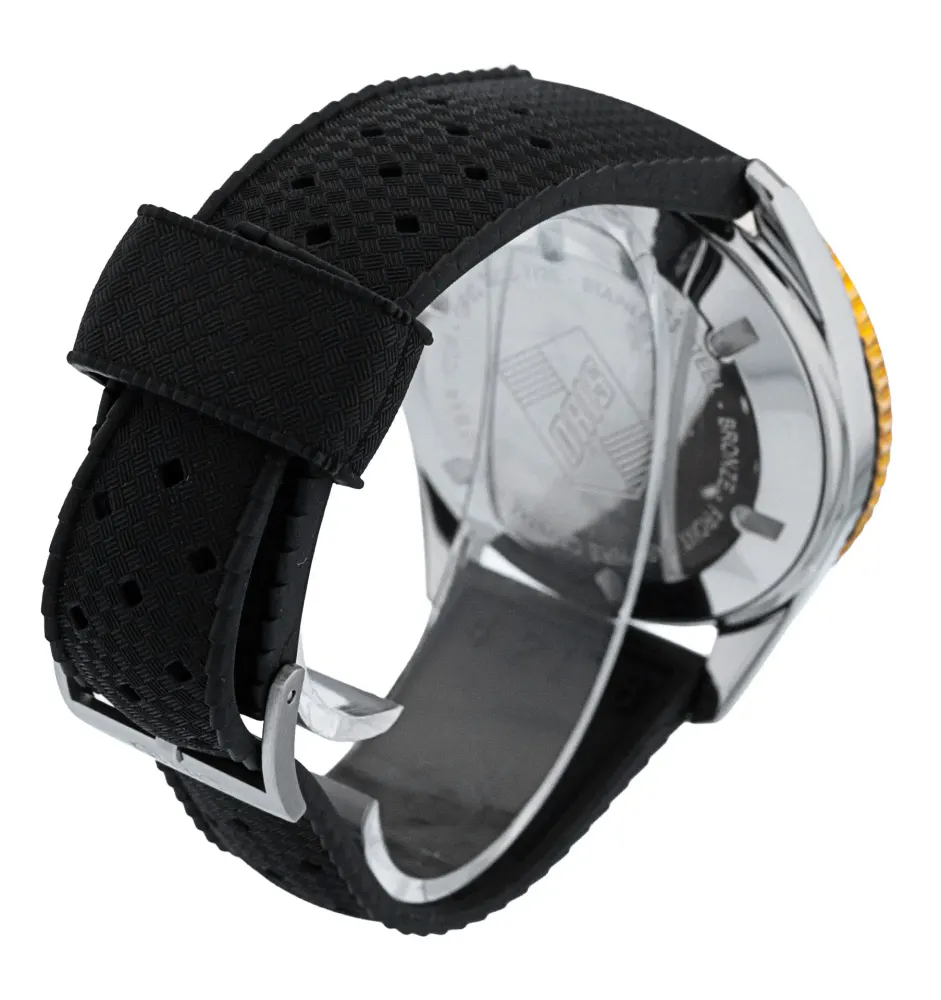 Oris Divers 733 7720 40 54 — 2016 — Very good detail 3