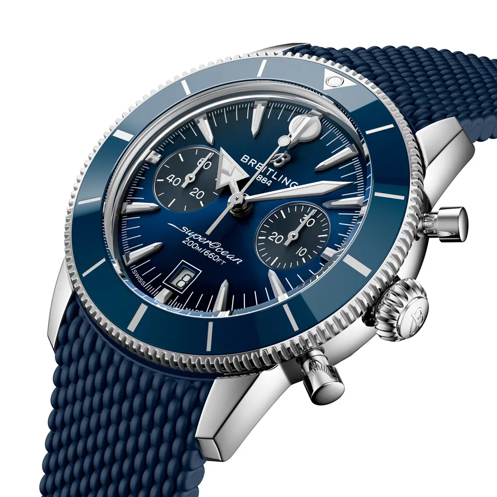 Breitling Superocean Heritage B01 Chronograph 42mm Mens Watch Blue Rubber detail 3