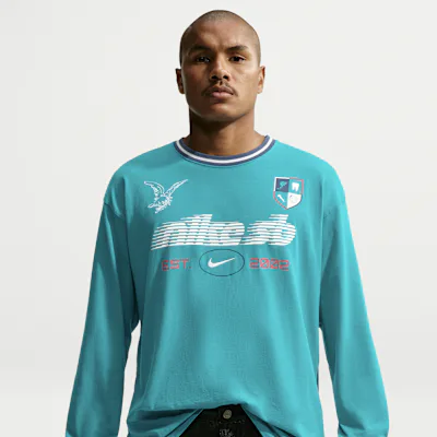 Nike SB Long-Sleeve Skate T-Shirt - Energy in Energy – Nike men's and unisex