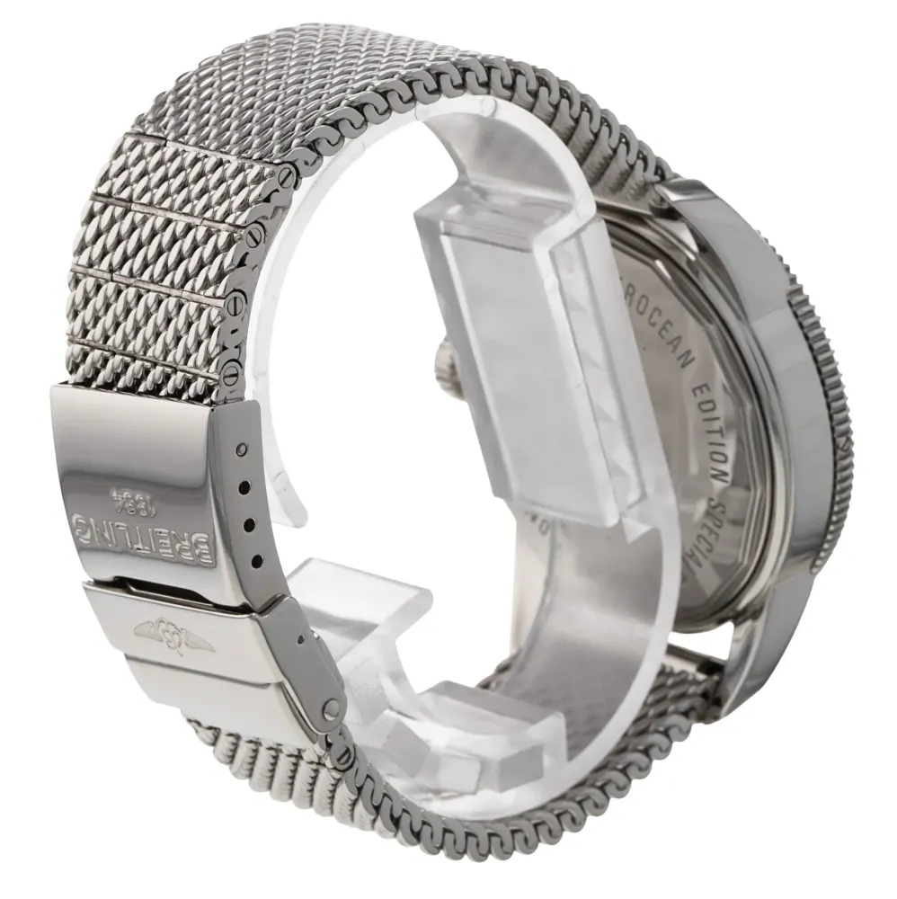 Breitling SuperOcean Heritage A37320 — 2008 — Very good detail 3