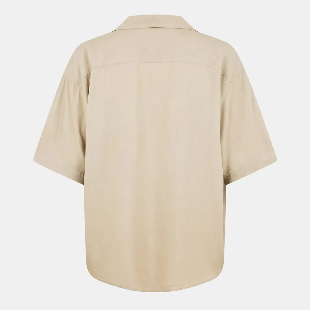 Ami Paris Men's Short Sleeve Plain Shirt detail 2