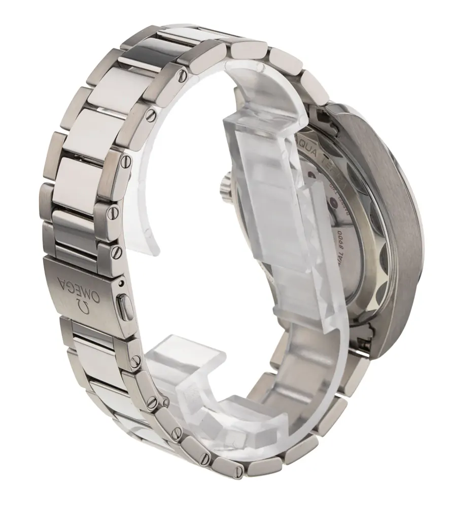 Omega Aqua Terra 150m Gents 220.10.41.21.01.001 — 2024 — Excellent detail 3