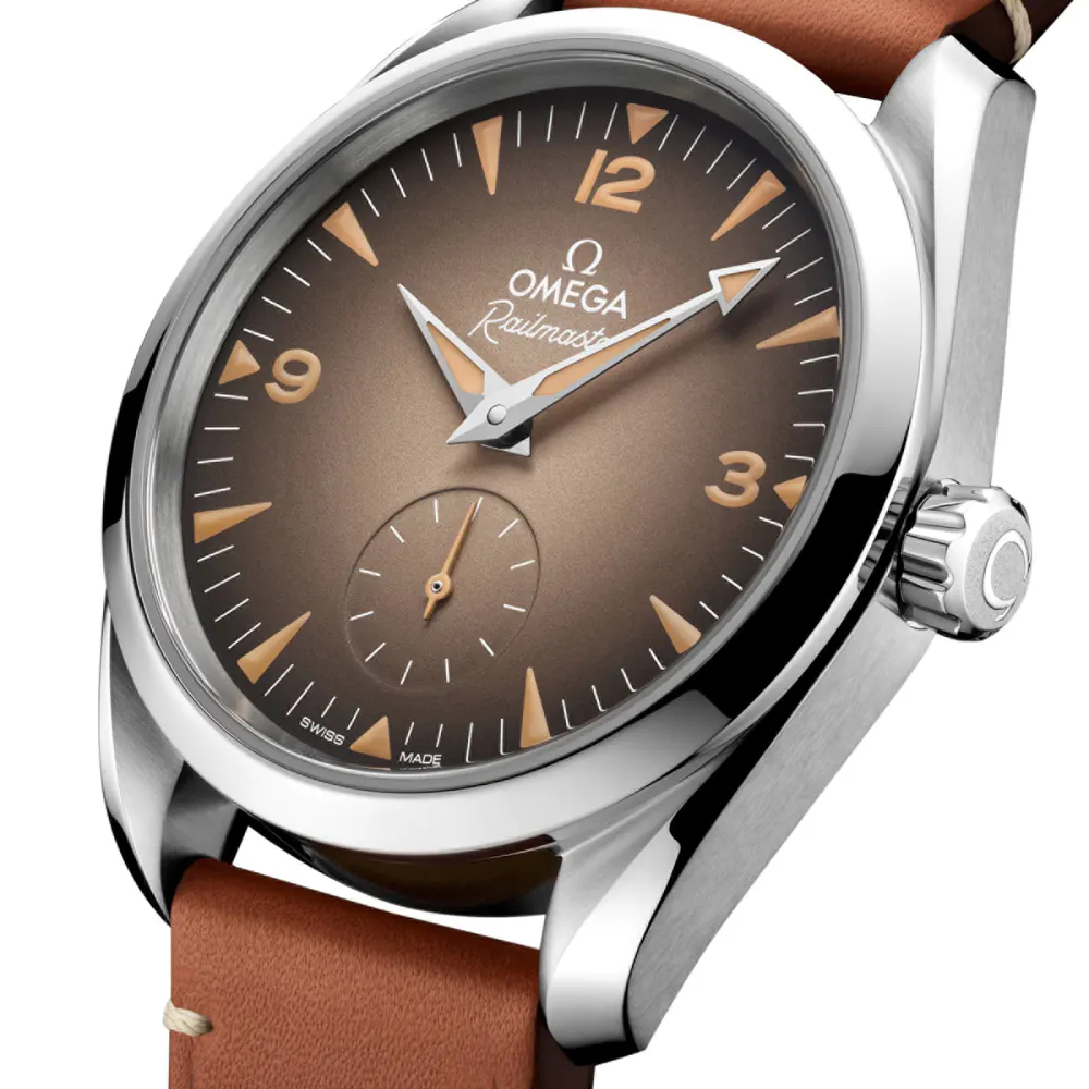 Omega Seamaster Railmaster 38mm Mens Watch Brown Leather detail 3