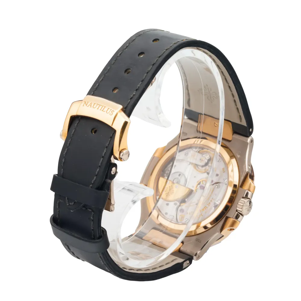 Patek Philippe Nautilus 5712GR-001 — 2014 — Very good in Slate Baton, additional product view 3