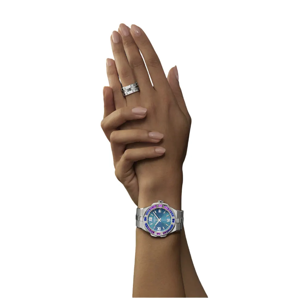 Chopard Ice Cube Ring In Ethical 18ct White Gold detail 2