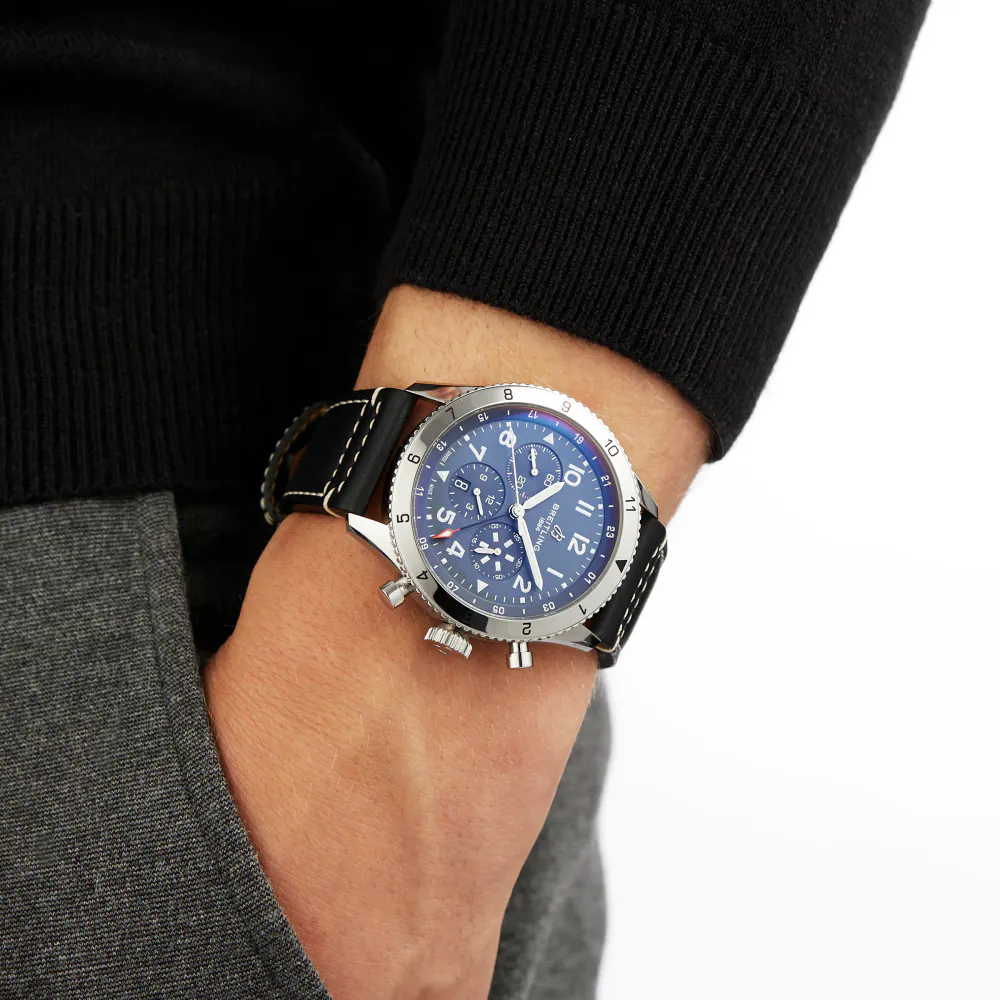 Breitling Super AVI B04 Chronograph GMT 46 Tribute to Vought F4U Corsair Watch detail 3