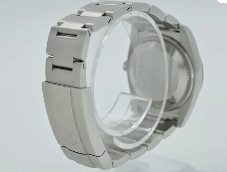 Rolex Oyster Perpetual 114200 — 2018 — Very good detail 3