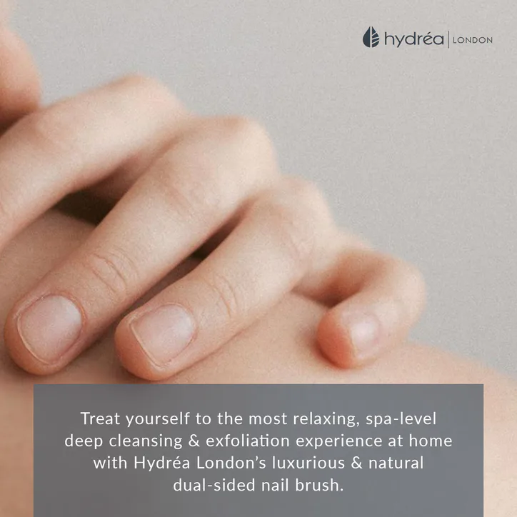 Hydréa London Manicure & Pedicure Natural Bristle Brush detail 3