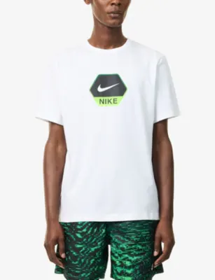 NIKE Logo-Print Regular-Fit Cotton T-Shirt detail 3