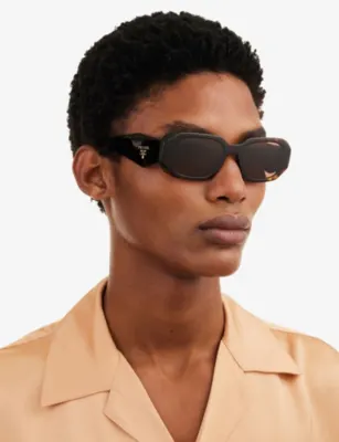 PRADA PR 17WS rectangular-frame tortoiseshell sunglasses detail 2