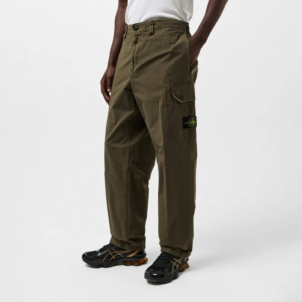 Stone Island Men's Ripstop Cargo Trousers detail 3