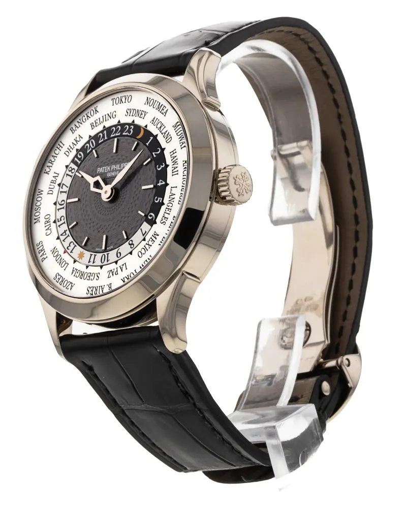 Patek Philippe World Time 5230G-014 — 2021 — Very good in Grey, additional product view 2