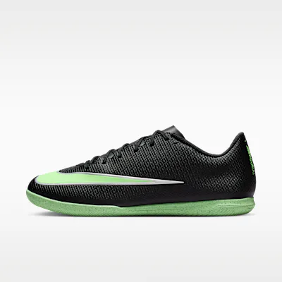 Nike Mercurial Vapor 17 Club Indoor/Court Low-Top Football Shoes - Black/Black/Illusion Green