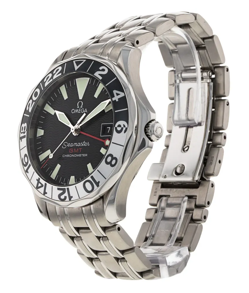 Omega Seamaster GMT 2534.50.00 — 1999 — Very good detail 2