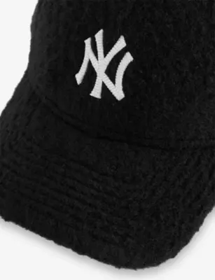 NEW ERA 9FORTY New York Yankees Borg Baseball Cap detail 3