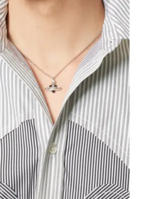 VIVIENNE WESTWOOD Diamante Heart silver-tone brass and crystal pendant necklace detail 2