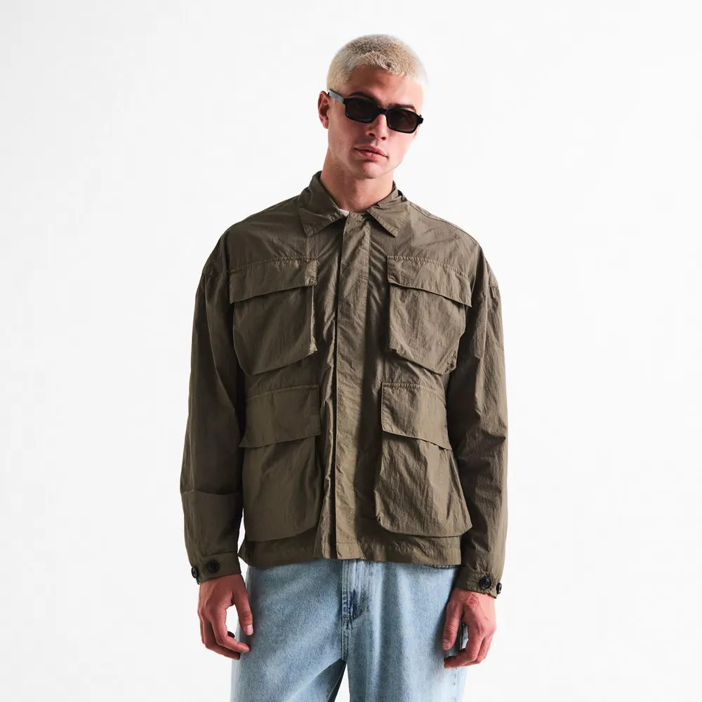 MKI MIYUKI ZOKU Men's Box Overshirt detail 3