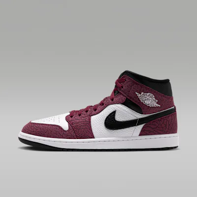 Jordan Air Jordan 1 Mid SE Men's Shoes - Team Red/Black/Dark Team Red/White in Team Red/Black/Dark Team Red/White – Nike men's and unisex