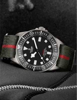 TUDOR M25717N-0001 Pelagos FXD titanium and woven automatic diver's watch detail 3