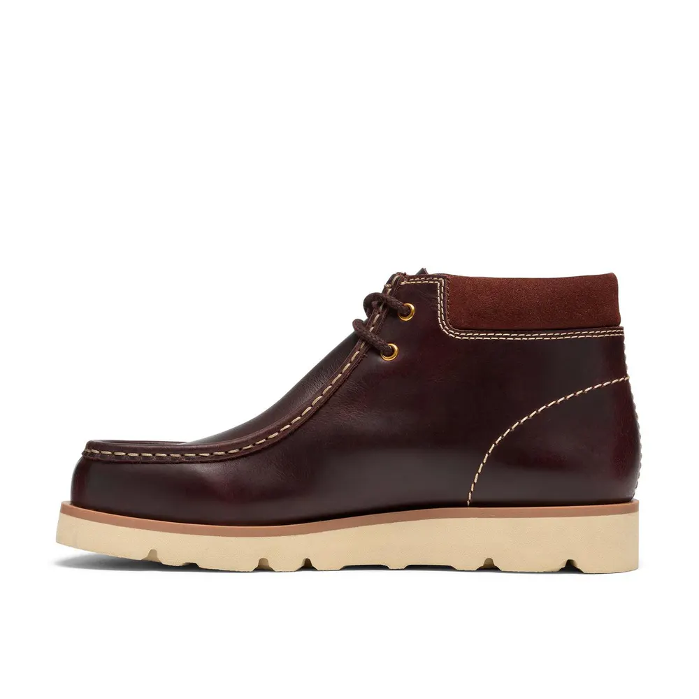 Clarks Originals Men's Wallabee Orkhon Leather Chukka Boots detail 2