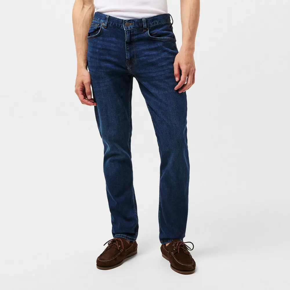 Tommy Hilfiger Denton Whiskered Straight Leg Jeans detail 3