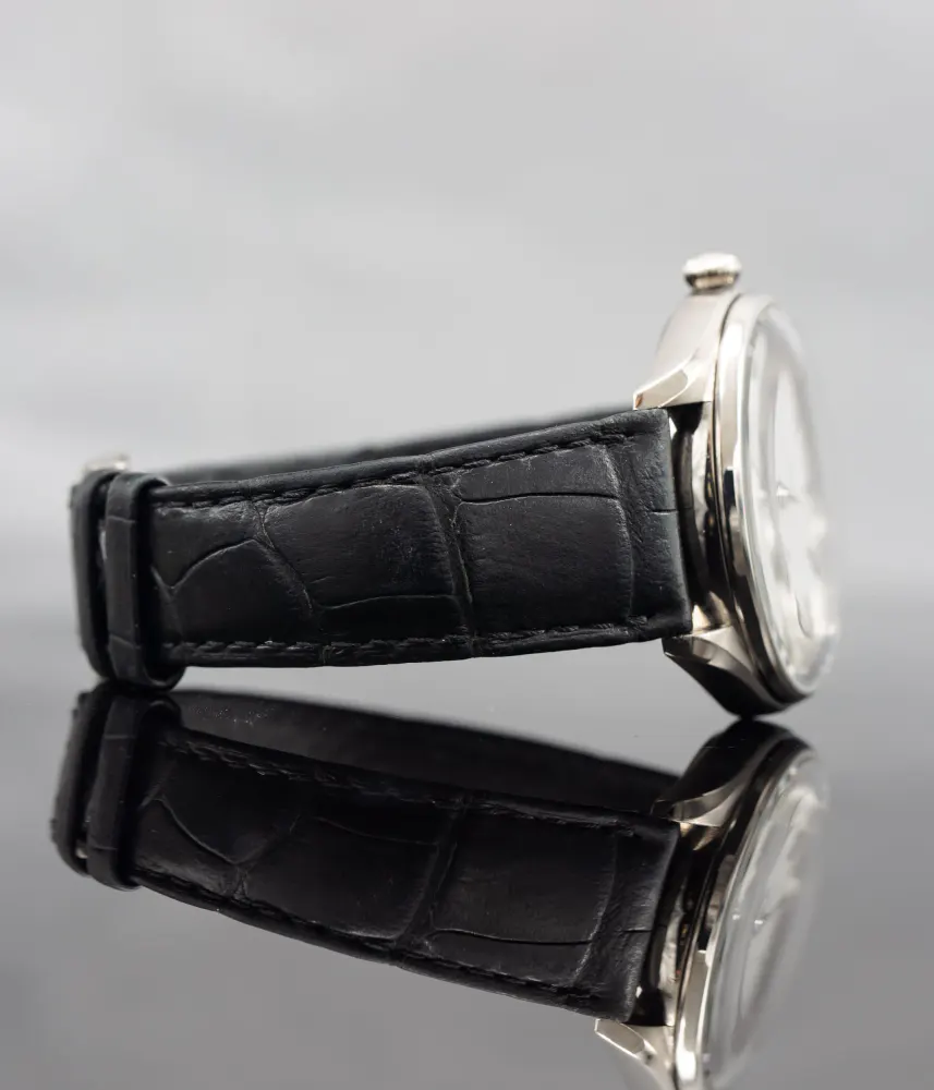 Omega Seamaster Olympic Official Timekeeper 522.53.40.20.04.002 — 2025 — Very good detail 2